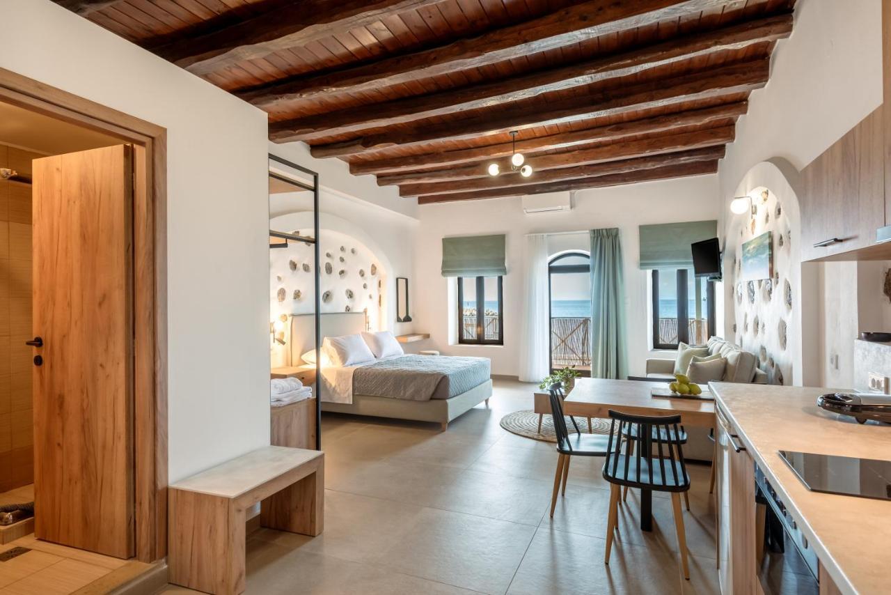 Superb Apartments Kriaras Sea View In Sfakia Hóra Szfakíon Kültér fotó
