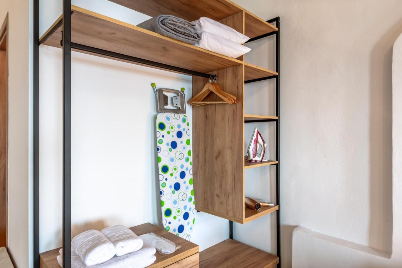 Superb Apartments Kriaras Sea View In Sfakia Hóra Szfakíon Kültér fotó
